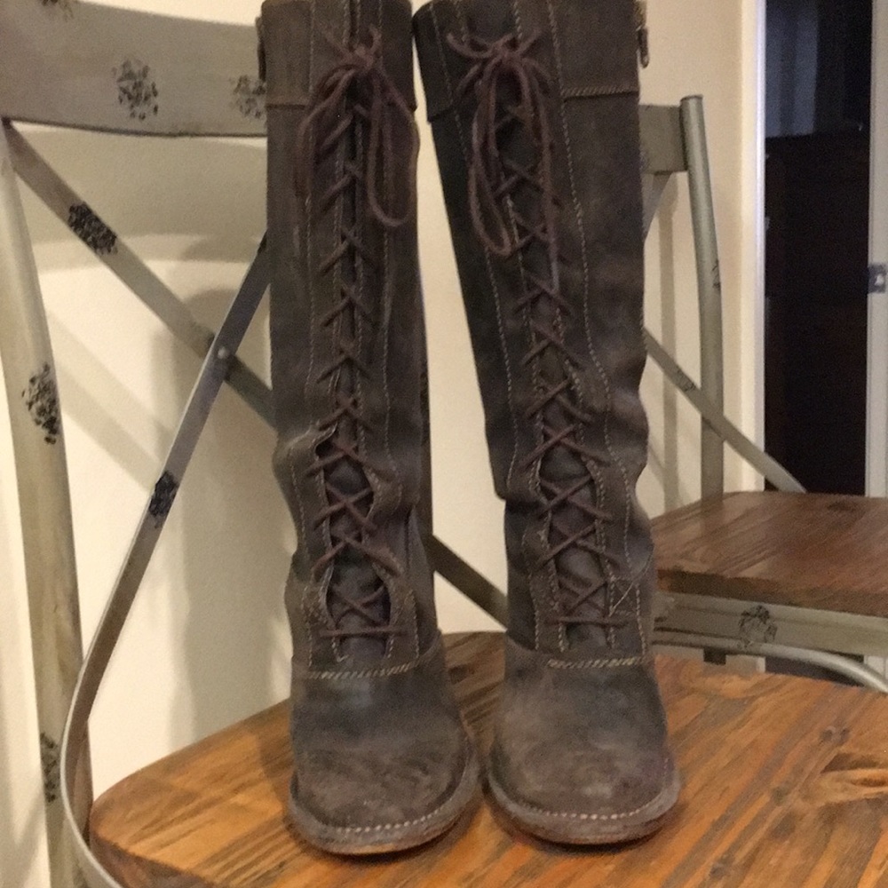 Frye boot